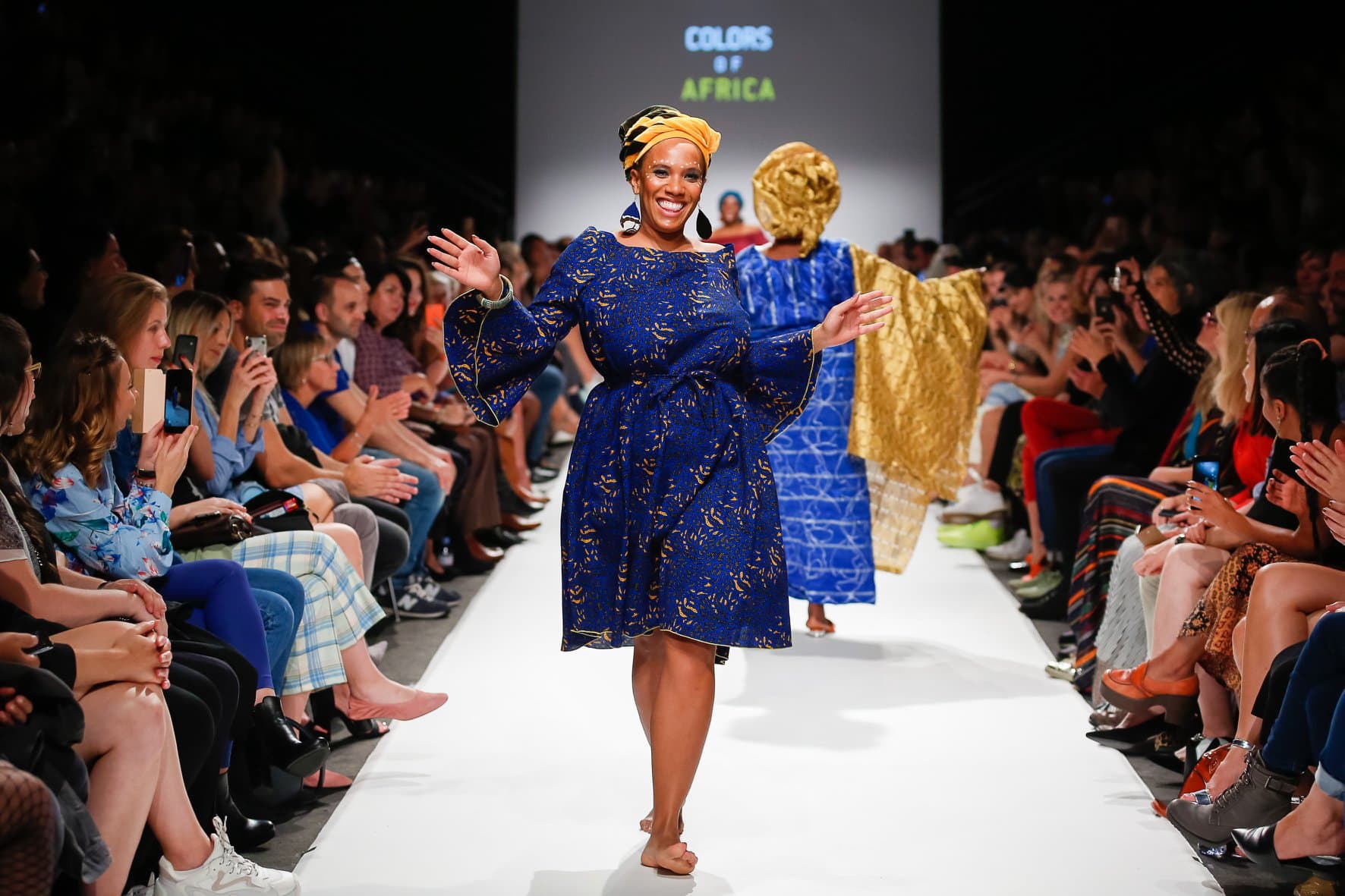 Behind the Seams: The Story of African Print Fashion - Thumbnail 2